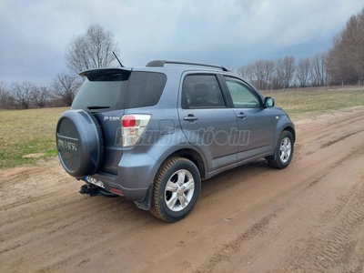 DAIHATSU TERIOS 1.5 4WD Top (Automata) VONÓHOROG! 97e km!