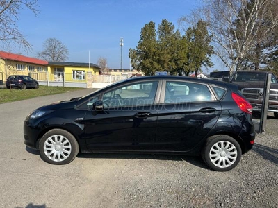 FORD FIESTA 1.25 Ambiente VALÓS KM.AZONNAL ELVIHETŐ