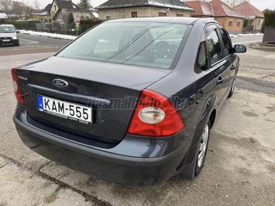 FORD FOCUS 1.4 Ambiente