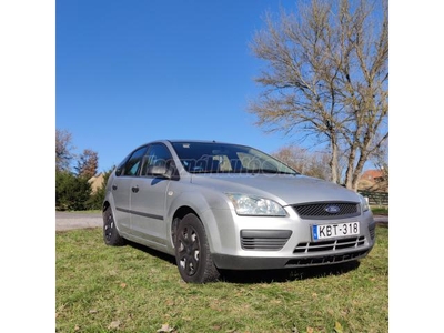 FORD FOCUS 1.4 Ambiente