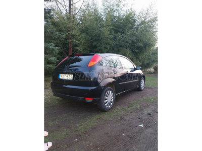 FORD FOCUS 1.4 Ambiente