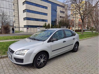 FORD FOCUS 1.4 Ambiente