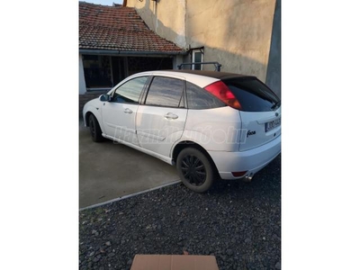 FORD FOCUS 1.6 Ambiente