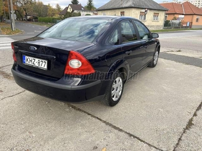 FORD FOCUS 1.6 Ambiente