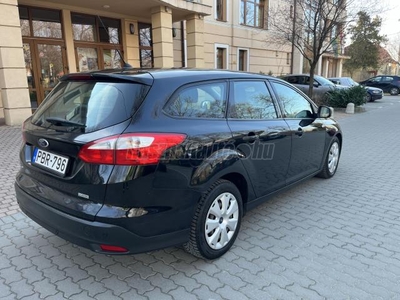 FORD FOCUS 1.6 TDCi Titanium Econetic 99g Digit-Klíma Navi