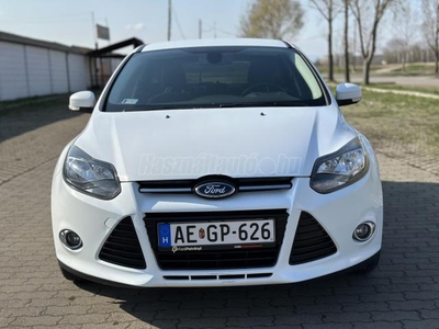 FORD FOCUS 1.6 TDCi Titanium Friss Nagyszerviz - Navigáció