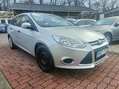 FORD FOCUS 1.6 Ti-VCT Ambiente