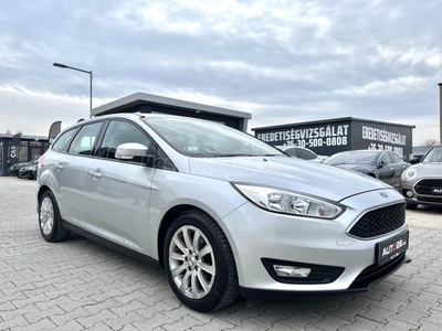 FORD FOCUS 1.6 Ti-VCT Technology Powershift MAGYARORSZÁGI - FACELIFT - AUTOMATA - VONÓHOROG - 3 ÉV GARANCIA