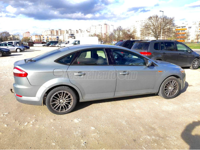 FORD MONDEO 1.8 Trend