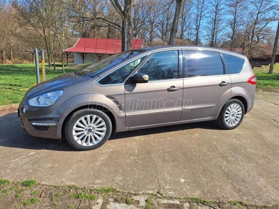 FORD S-MAX 2.0 TDCi Titanium