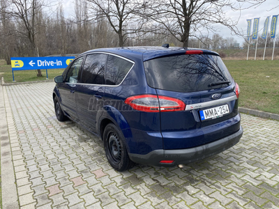 FORD S-MAX 2.0 TDCi Titanium