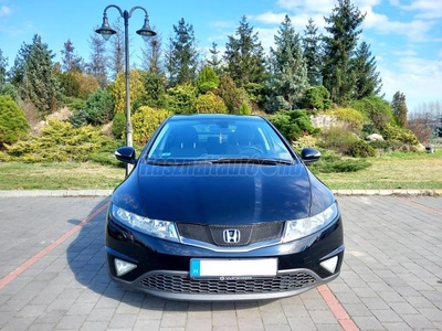 HONDA CIVIC 2.2 CTDi Executive Digit. Klíma! Ülésfűtés! 2 db GYÁRI kulcs! Valós KM! ÜZEMBIZTOS állapot!