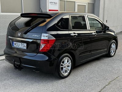 HONDA FR-V 1.7 Comfort Frissen szervizelve! - - 2026.02-ig érvényes műszaki vizsgával!+Vonóhoroggal!