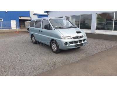 HYUNDAI H-1 STAREX 2.5 CRDi Active Plus (6 személyes )