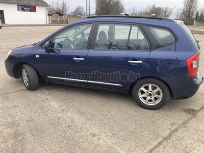 KIA CARENS 2.0 CRDi LX