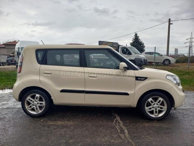 KIA SOUL 1.6 CRDi LX megkimélt.jó állapot.friss müszakival