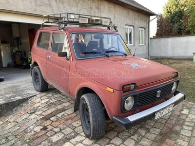 LADA NIVA 2121