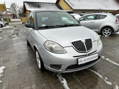 LANCIA YPSILON 1.2 8V Argento