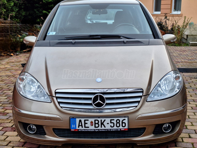 MERCEDES-BENZ A 150 Elegance