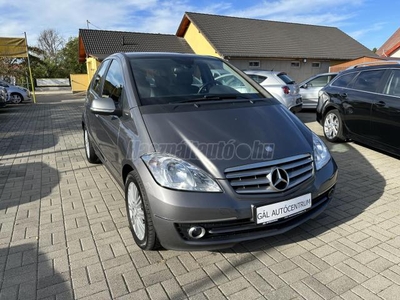 MERCEDES-BENZ A 180 CDI Elegance