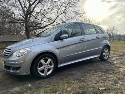 MERCEDES-BENZ B 180 CDI Autotronic