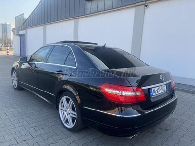 MERCEDES-BENZ E 350 BLUETEC Avantgarde (Automata)