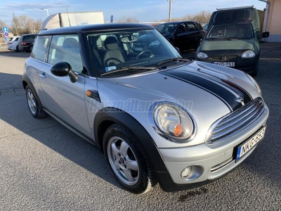 MINI MINI COOPER 1.6 man 6seb.kevés 186 e km.klíma