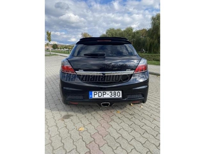 OPEL ASTRA H 2.0 T GTC Sport