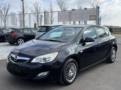 OPEL ASTRA J 1.4 Essentia