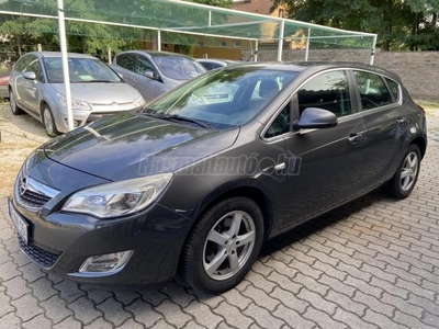 OPEL ASTRA J 1.7 CDTI Cosmo