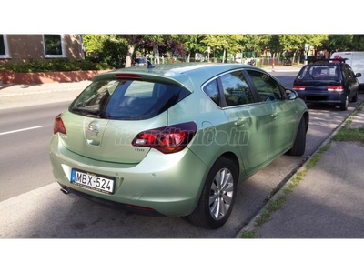 OPEL ASTRA J 2.0 CDTI Cosmo