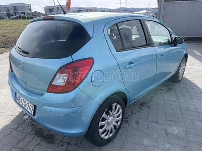 OPEL CORSA D 1.4 Color Edition 10 légszák! 2. tulajdonostól! Szép állapot!