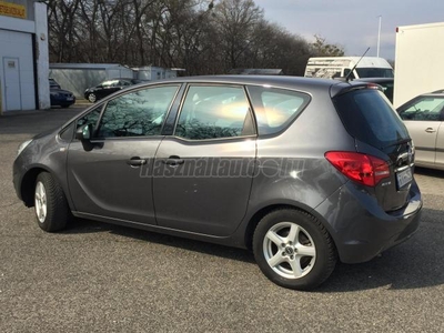 OPEL MERIVA B 1.4 Cosmo Navigáció. elöl hátul radar