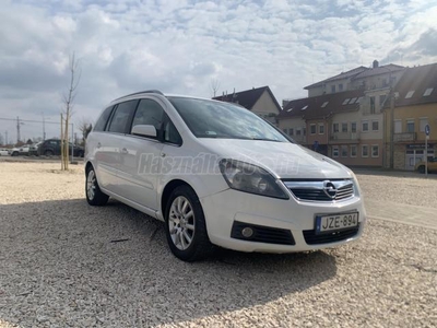 OPEL ZAFIRA A 2.2 Elegance