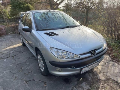 PEUGEOT 206 1.4 Presence