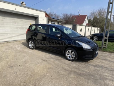 PEUGEOT 5008 1.6 HDi Confort FRISSEN SZERVIZELVE. CSERÉLT KETTŐSTÖMEGŰ!