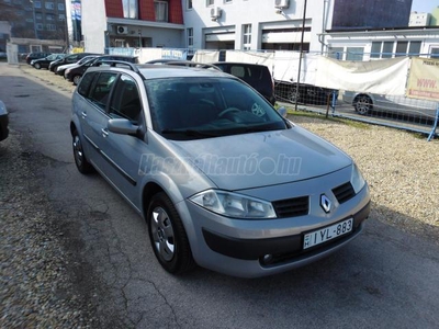 RENAULT MEGANE 1.6 16V Authentique Kombi! M.o.-i! Sz.könyv!