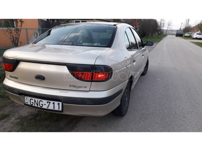 RENAULT MEGANE 1.6 RN