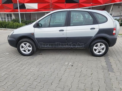 RENAULT SCENIC Scénic RX4 2.0 16V Expression