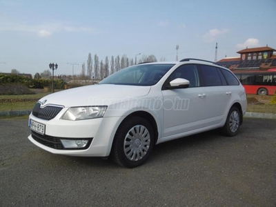 SKODA OCTAVIA Combi 1.6 CR TDI Ambition Magyarországi.Tempómat