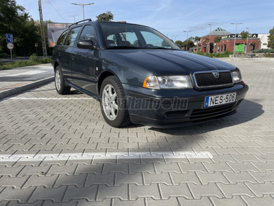 SKODA OCTAVIA Combi 1.8 Turbo L&K