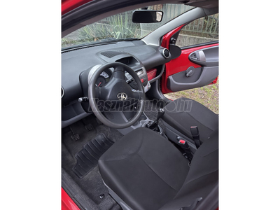 TOYOTA AYGO 1.0