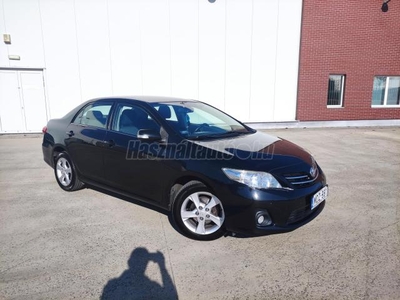 TOYOTA COROLLA Sedan 1.6 Sol VSC Magyarországi gazdagon felszerelt KITŰNŐ ÁLLAPOTÚ Végig szakszervizben szervizel