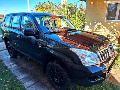 TOYOTA LAND CRUISER 3.0 D GX