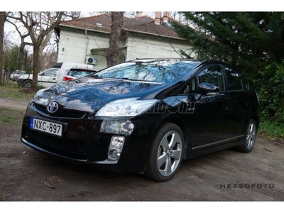 TOYOTA PRIUS 1.8 HSD Premium (Automata)