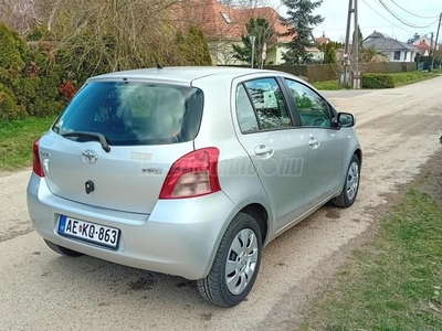 TOYOTA YARIS 1.3 Terra