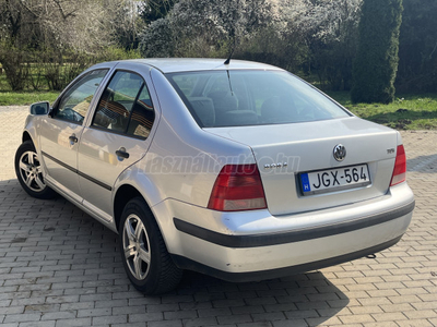 VOLKSWAGEN BORA 1.9 TDI Comfortline