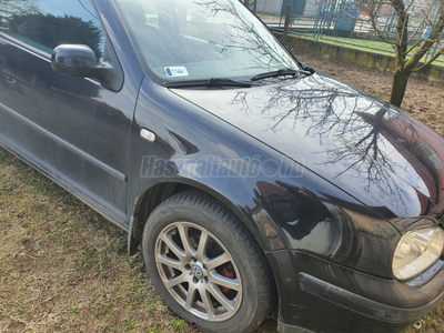 VOLKSWAGEN GOLF IV 1.6