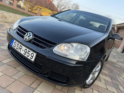 VOLKSWAGEN GOLF V 1.9 PD TDI Comfortline 4Motion