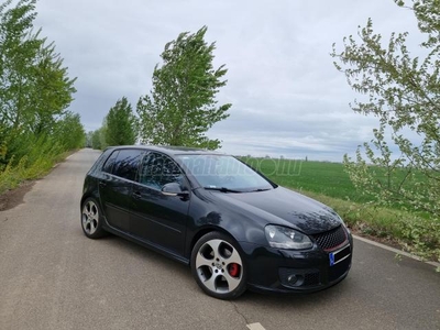 VOLKSWAGEN GOLF V 2.0 TFSI GTI